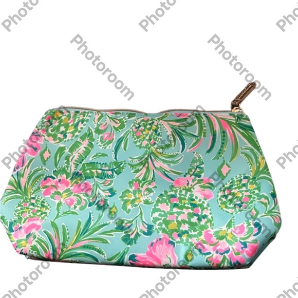 Lily Pulitzer Makeup Bag Pouch. - Picture 2 of 3